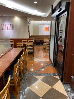 ドトール・コーヒーショップ　大岡山店の新通路